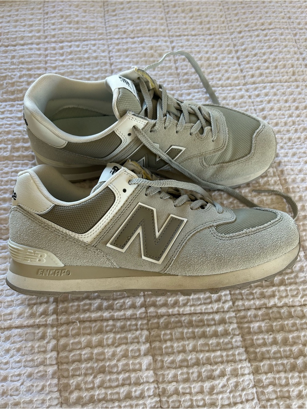 New Balance 574 sneakers - size 10 women’s/8.5 men’s